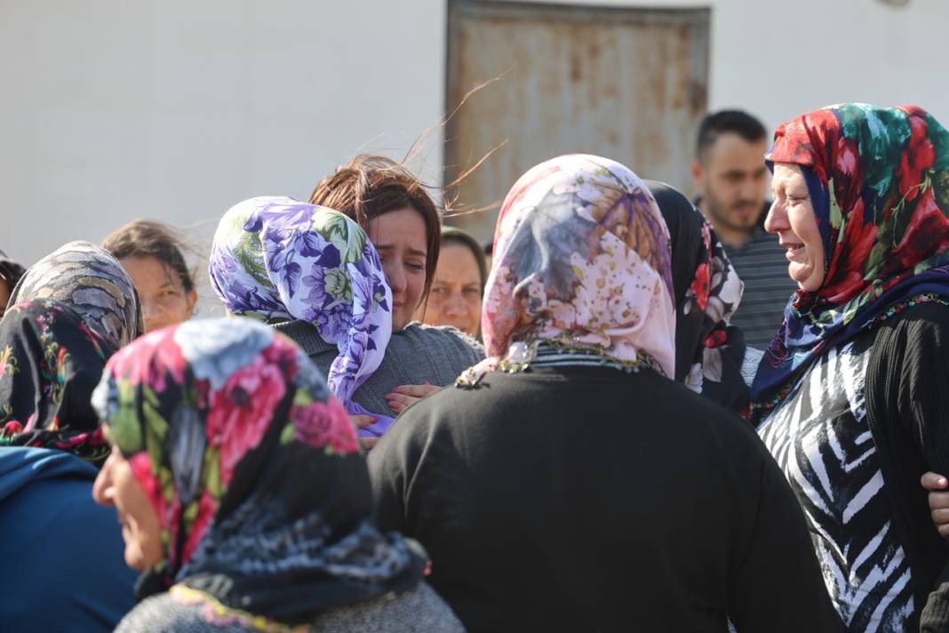 Kan donduran olay: Oğlunu öldürdü, parçalara ayırdı! 10